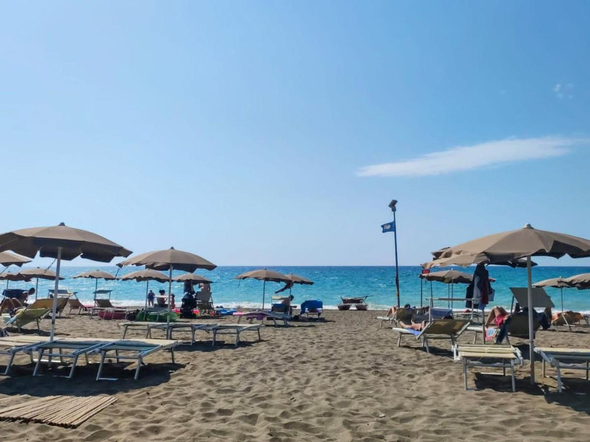Holiday Home Ponente Deluxe By Interhome Marina Di Bibbona Eksteriør bilde